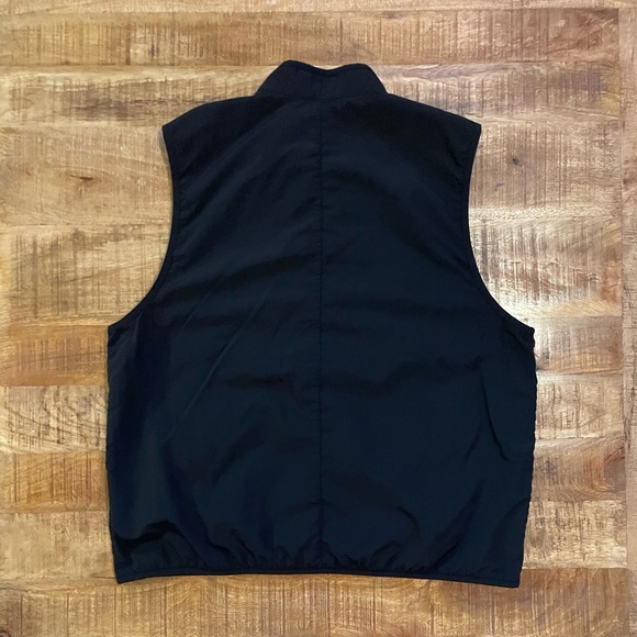 Nike Sportswear NSW Tech Woven Vest FZ0748-010 - Picture 2 of 6